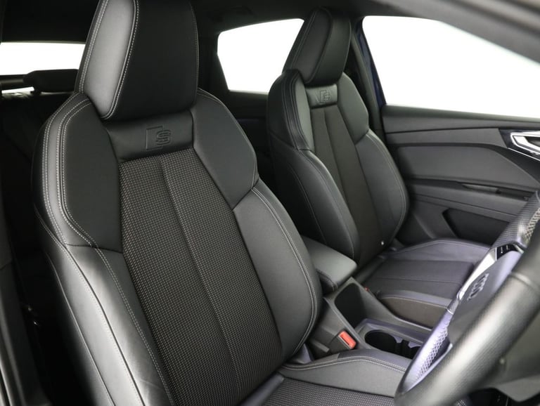 2022 Audi Q4 e-tron 40 S line Sportback 5dr Electric Auto 82kWh (204 ps) Automatic