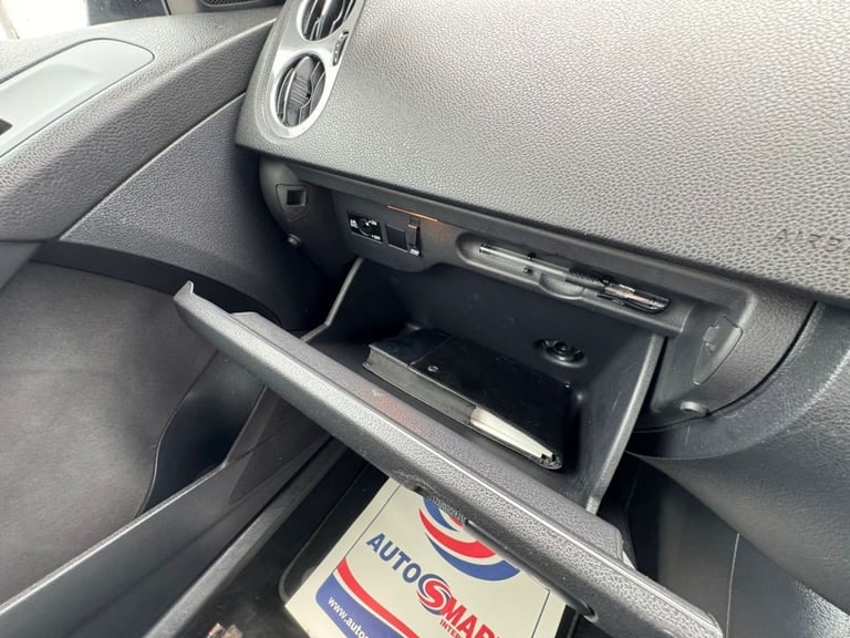 2013 13 VOLKSWAGEN TIGUAN 2.0 TDI BLUEMOTION TECH SE SUV 5DR DIESEL DSG 4WD EURO