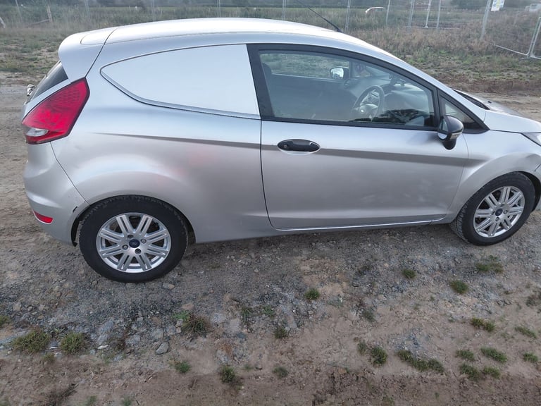 Ford, FIESTA, Car Derived Van, 2011, Manual, 1399 (cc)