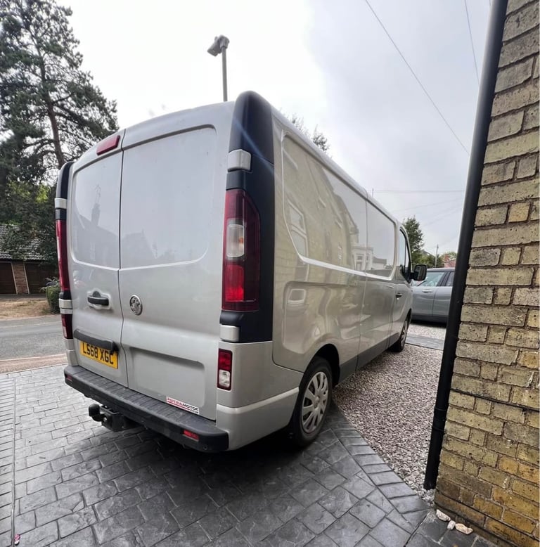 Vauxhall, VIVARO, Panel Van, 2018, Manual, 1598 (cc)