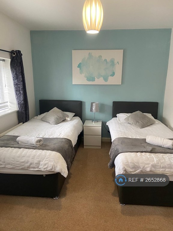 3 bedroom house in Somerset Walk, Broughton, Milton Keynes, MK10 (3 bed) (#2652868)