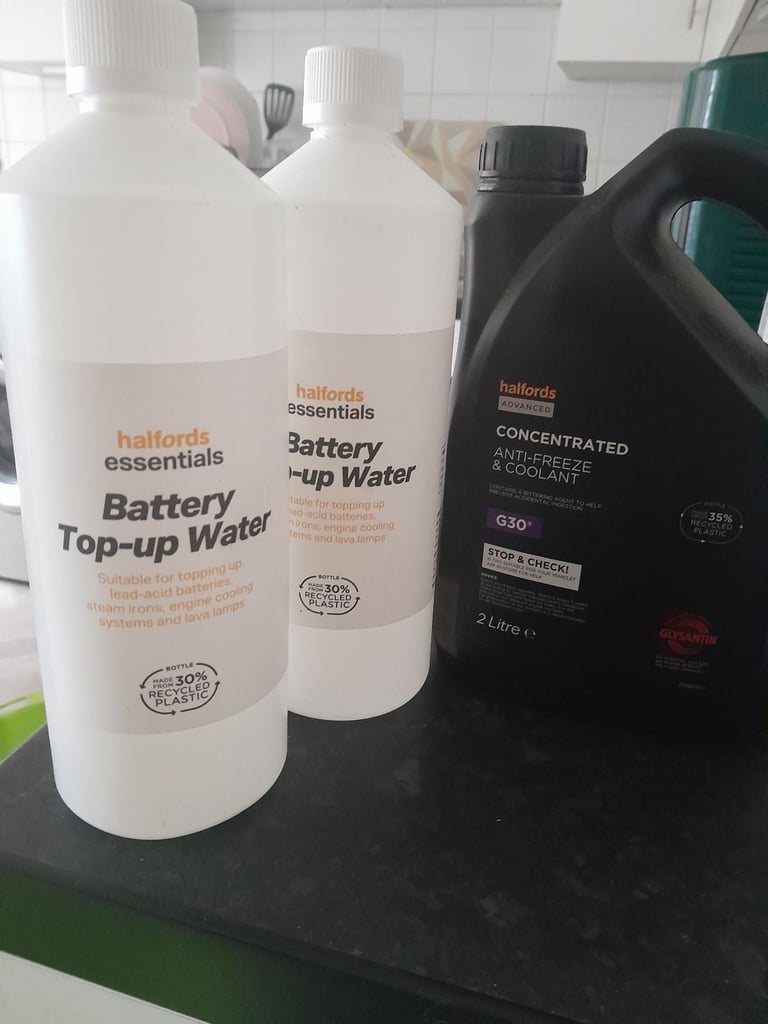 halfords 2 litre concentrated anti freeze and coolant and water