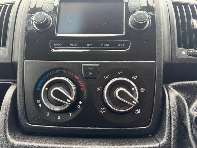 2021 Peugeot Boxer 2.2 BlueHDi H2 Professional Van 140ps PANEL VAN DIESEL Manual