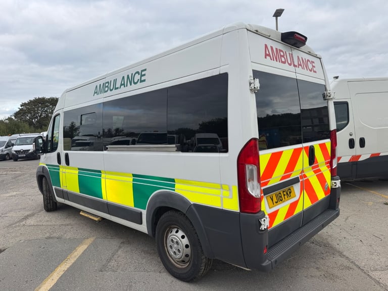 2018/18 PEUGEOT BOXER EX PATIENT TRANFER VEHICLE EURO 6 ULEZ FREE PRICE IS + VAT