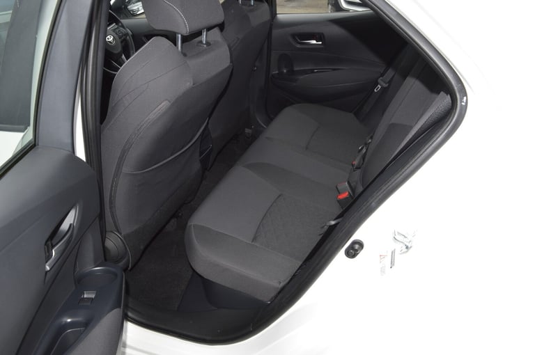 2021 Toyota Corolla 1.8 VVT-i Hybrid Icon Tech 5dr CVT ONE 2021 OWNER SAT NAV HATCHBACK Petrol/El...