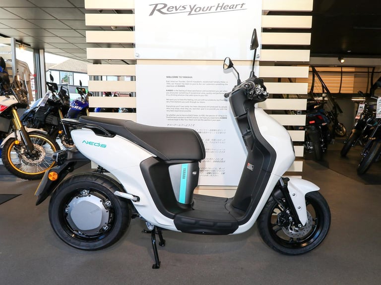 IN STOCK NOW! - NEW Yamaha NEO'S Electric Scooter. (White) £3,100 On The Road