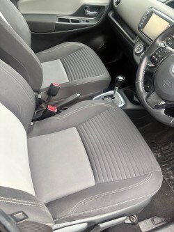 2018 Toyota Yaris 1.5 VVT-i Icon Tech Hatchback 5dr Petrol CVT Euro 6 (111 ps)