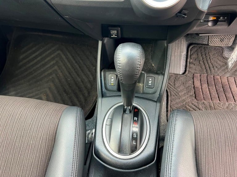 2013 Honda Fit LX HYBRID ELECTRIC Automatic