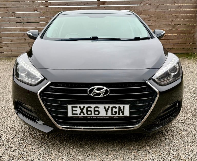 2016 66 HYUNDAI I40 1.7 CRDI BLUE DRIVE SE NAV SALOON 4DR DIESEL MANUAL EURO 6 (