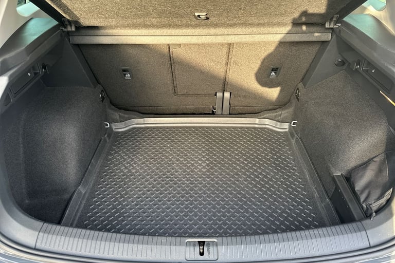 2020 Volkswagen Tiguan 2.0 TDI Elegance 5dr DSG SUV Diesel Automatic