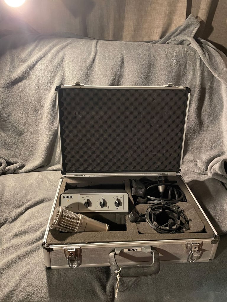 image for RODE CLASSIC II Studio Valve Tube Condenser Large Diaphragm Microphone.