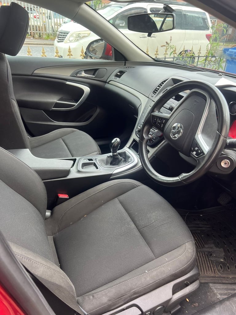 Vauxhall, INSIGNIA, Hatchback, 2009, Manual, 1956 (cc),5 doors - Image 3