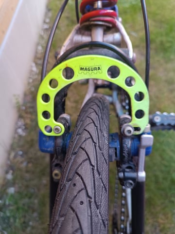 SPECIALIZED GROUND CONTROL FULL SUSPENSION mountain bike, in