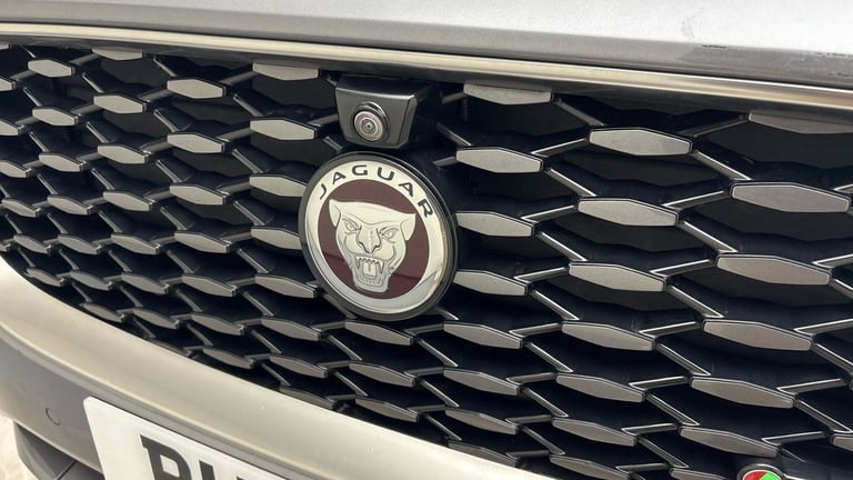 2021 Jaguar E-Pace 2.0 D204 MHEV R-Dynamic SE SUV 5dr Diesel Auto AWD Euro 6 (s/s) (204 ps) SUV D...
