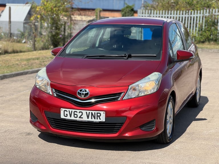 2013 Toyota Yaris 1.4 D-4D TR 3dr HATCHBACK Diesel Manual