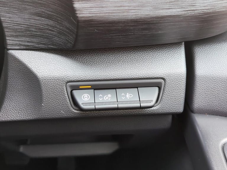 2025 Nissan Primastar 2.0 dCi 30 Tekna Crew Van L1 H1 Euro 6 (s/s) 6dr WINDOW VAN Diesel Manual