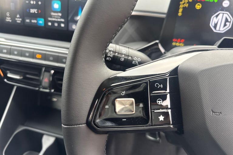 2025 MG MG3 1.5 Hybrid Trophy 5dr Auto Hatchback Hybrid Automatic