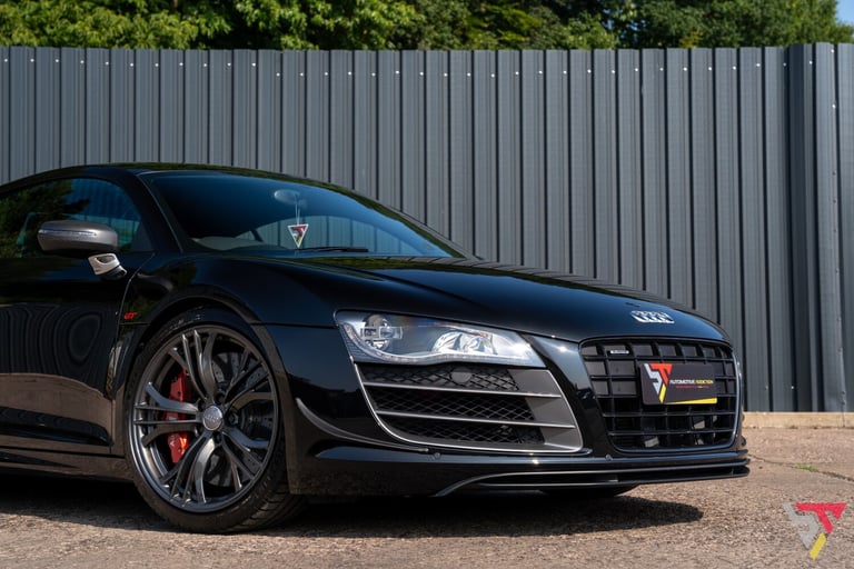 2011 (61) Audi R8 GT 5.2 V10 R-Tronic Auto Coupe 560PS | Phantom Black Metallic