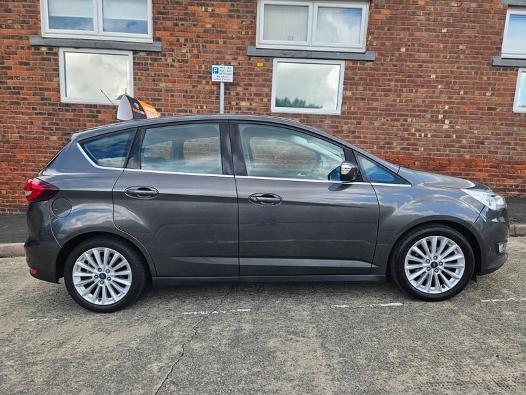Ford C-Max 1.5 tdci titanium mpv in spotless condition 
