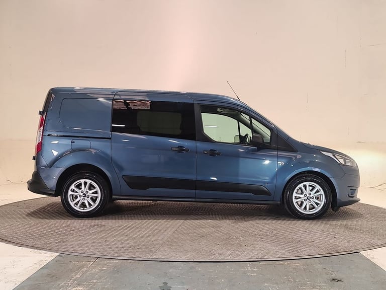 FORD TRANSIT CONNECT 1.5 240 ECOBLUE TREND AUTO L2 120 BHP COMBI VAN