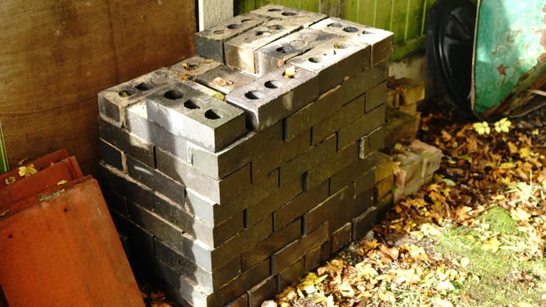 image for 100 Blue Perforated Bricks.