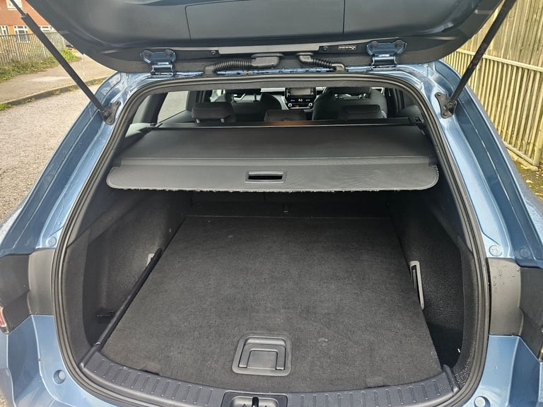Toyota, COROLLA, Estate, 2019, Other, 1798 (cc), 5 doors