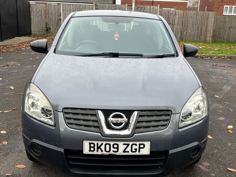 2009 Nissan Qashqai 1.5 dCi Visia 5dr HATCHBACK Diesel Manual