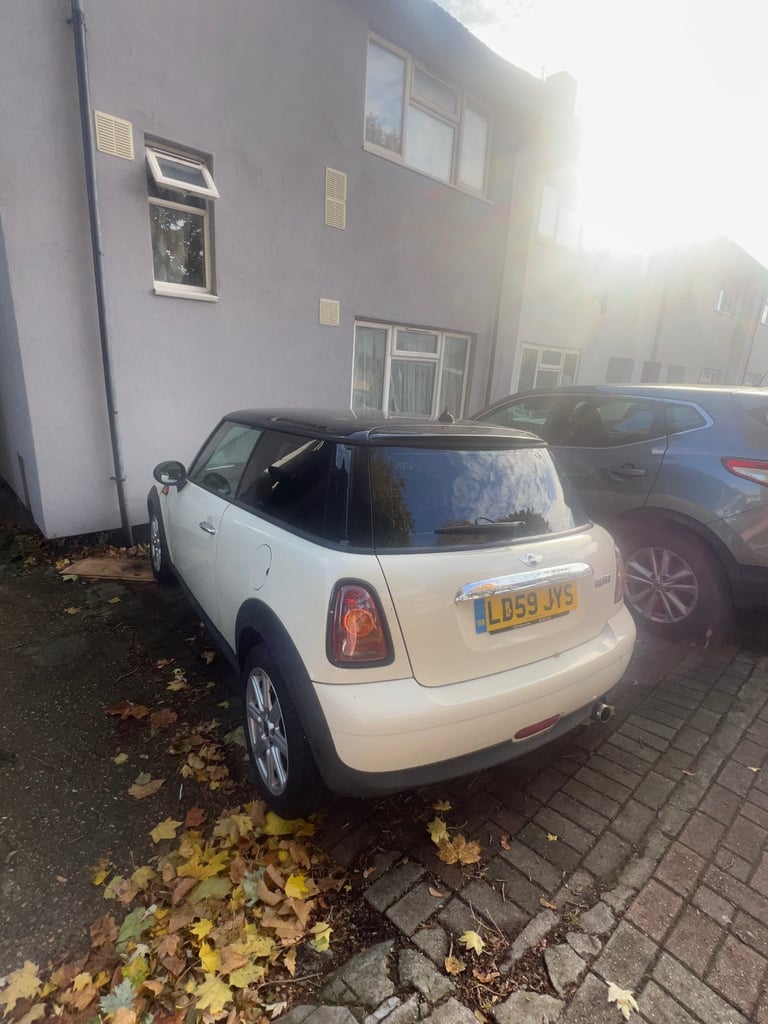 Mini, HATCHBACK, Hatchback, 2009, Semi-Auto, 1598 (cc), 3 doors