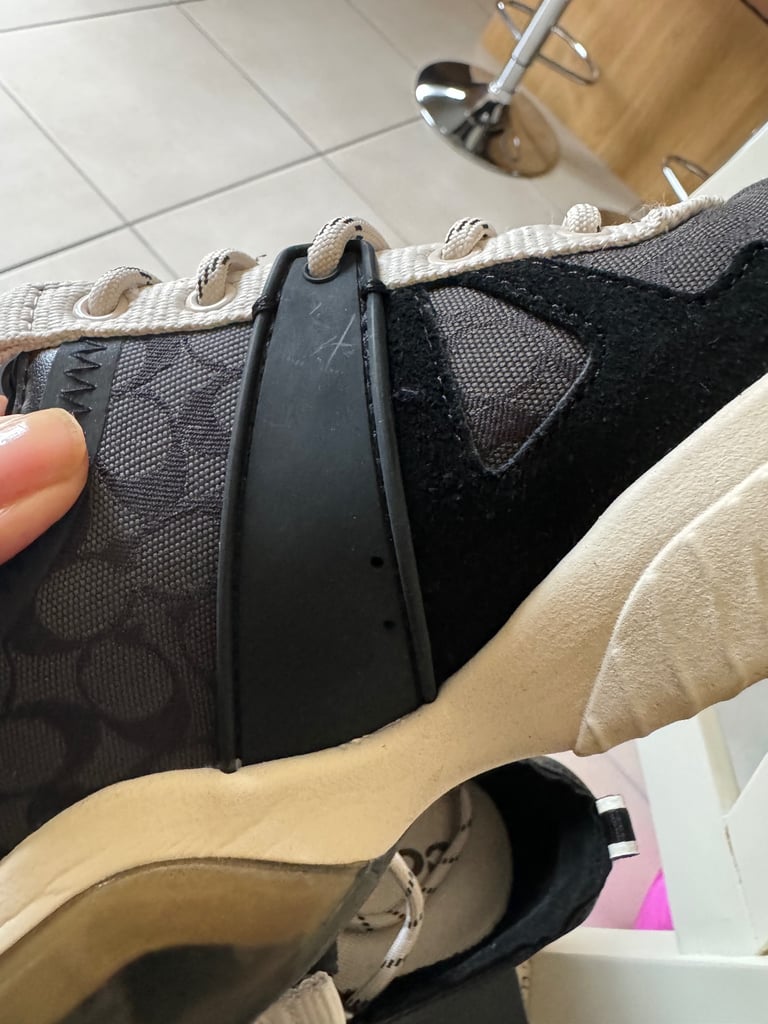COACH CITY SOLE SIG RUNNER TRAINERS Size US 9 ( 7 UK)