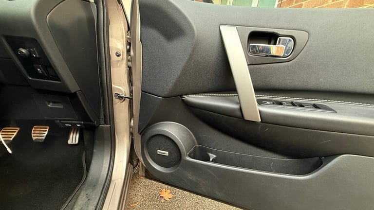 Nissan, QASHQAI, Hatchback, 2013, Manual, 1461 (cc), 5 doors