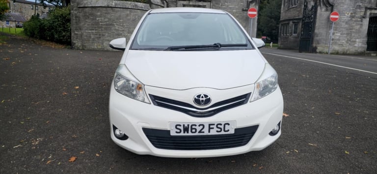2013 Toyota Yaris 1.0 VVT-i Edition 5dr HATCHBACK Petrol Manual