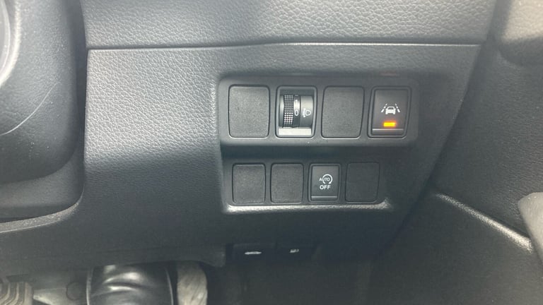 2018 Nissan Qashqai 1.5 dCi N-Connecta 5dr Diesel Hatchback Hatchback Diesel Manual