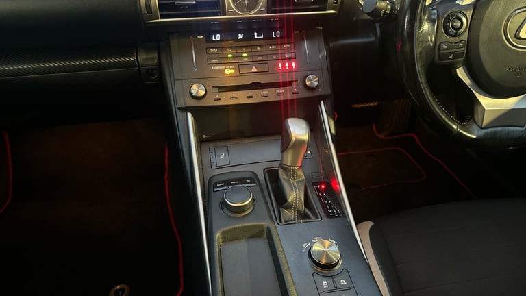 2015 Lexus IS 300h Sport 4dr CVT Auto SALOON PETROL/ELECTRIC Automatic