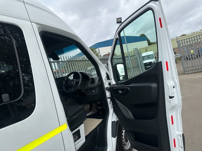 2023 Mercedes-Benz Sprinter 2.0 315 CDI Progressive Panel Van 5dr Diesel Manual LWB RWD L3 H2 Eur...