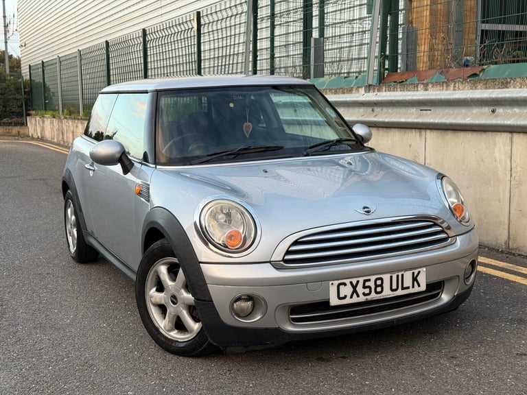 2009 MINI Hatch 1.4 One 3 Doors ULEZ Free 1 Year MOT Service History Two Keys smooth Drive ULEZ Free
