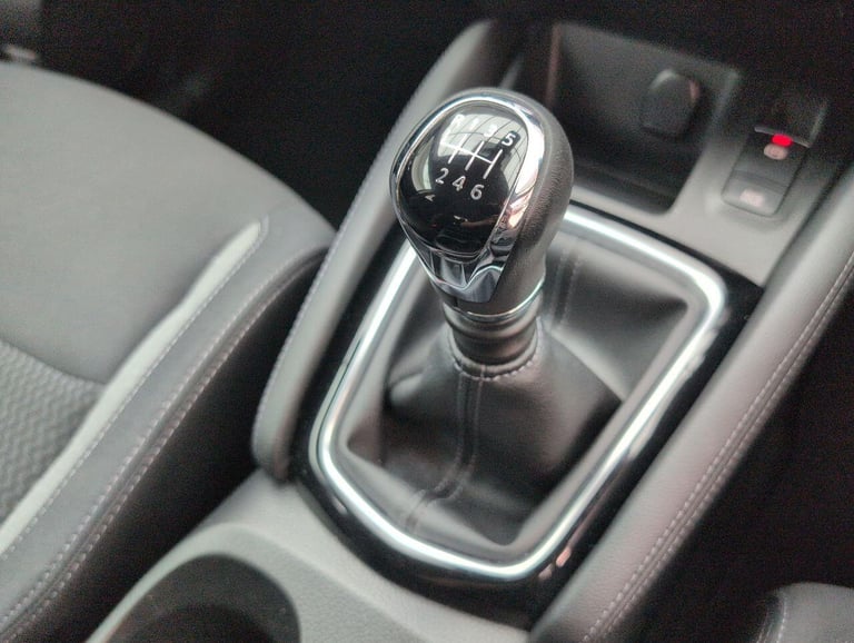 2020 Nissan Qashqai 1.3 DIG-T Acenta Premium SUV 5dr Petrol Manual Euro 6 (s/s) (140 ps) - ALLO H...