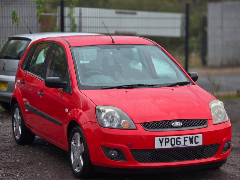 2006 Ford Fiesta 1.25 Zetec 5dr HATCHBACK Petrol Manual - Image 4