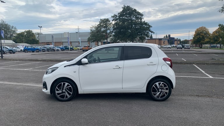 2016 Peugeot 108 1.2 PureTech Allure Hatchback 5dr Petrol Manual Euro 6 (82 ps) Hatchback Petrol ...