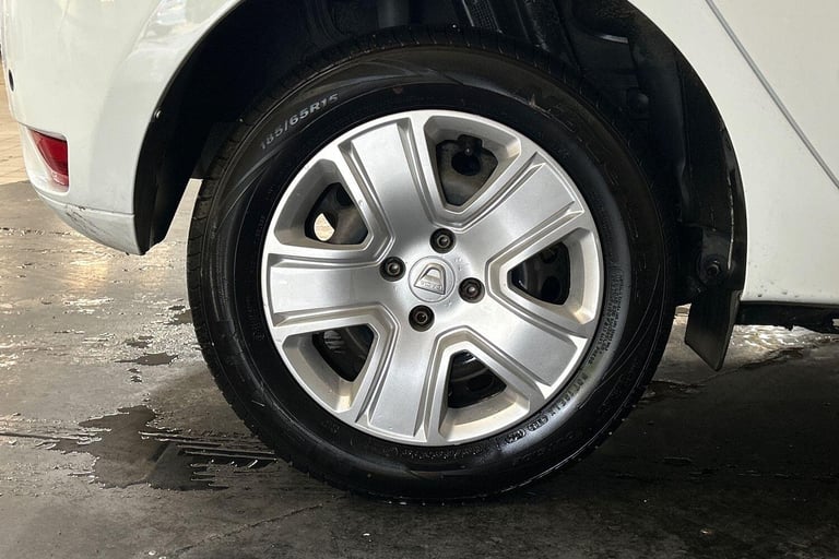 2019 Dacia Sandero 1.0 SCe Comfort Euro 6 5dr HATCHBACK Petrol Manual