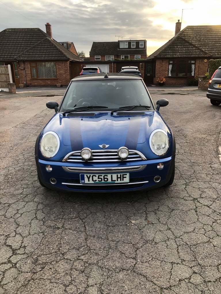 Mini, CONVERTIBLE, Convertible, 2006, Manual, 1598 (cc), 2 doors