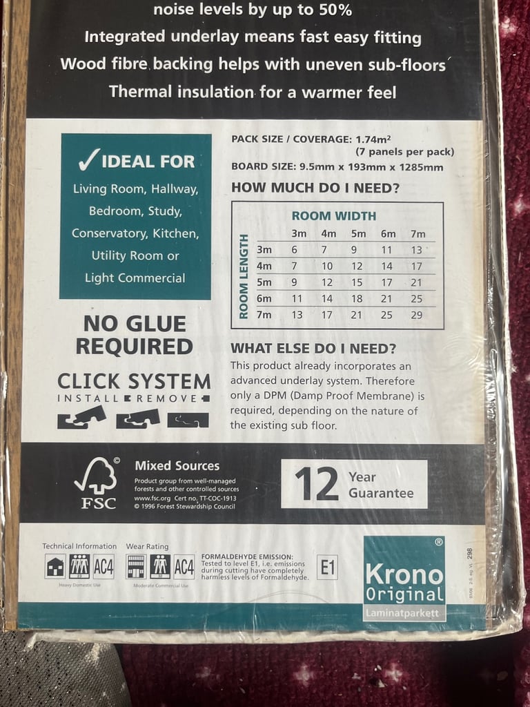 image for Oak effect laminate flooring X8 unopened packs