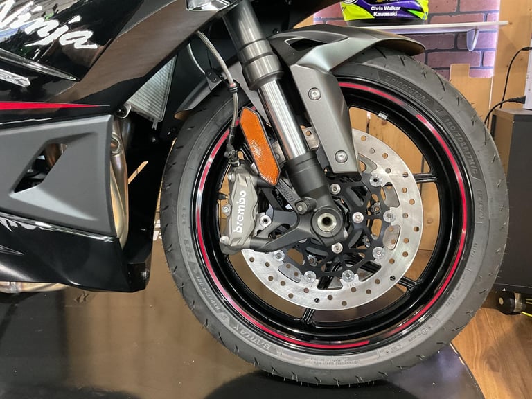 Kawasaki Ninja 1100SX SE 2025 TOUR for FREE!! FREE TOURING KIT! FREE UK DELIVERY