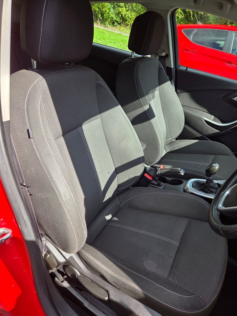 Vauxhall, ASTRA, Hatchback, 2014, Manual, 1364 (cc), 5 doors
