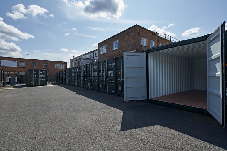 Low-cost storage in secure shipping containers in Docklands