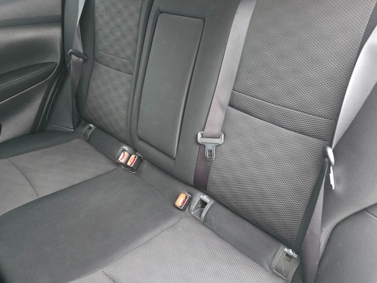 2015 Nissan Qashqai 1.2 DIG-T n-tec SUV 5dr Petrol Manual 2WD Euro 6 (s/s) (115 ps) Petrol Manual