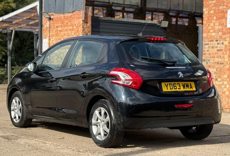 2013 Peugeot 208 1.2 VTi Active Euro 5 5dr Petrol