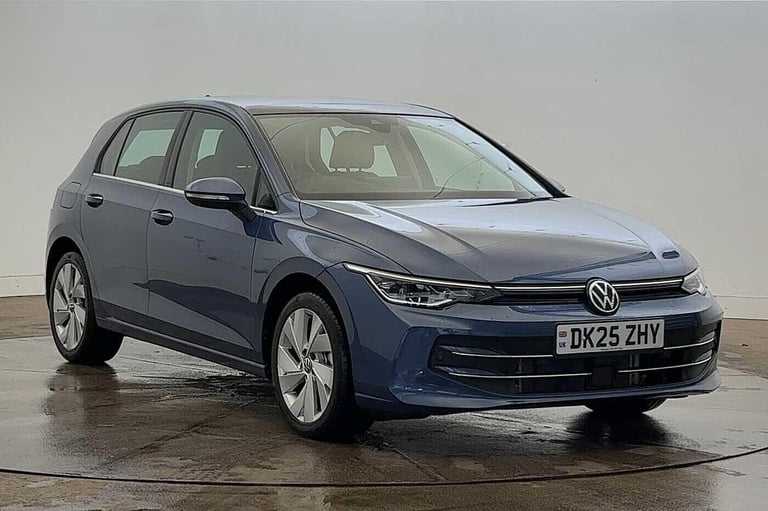 image for 2025 Volkswagen Golf 1.5 TSI 150 Style 5dr **LED MATRIX HEADLIGHTS, PAN ROOF, AREA VIEW ** Hatchb...