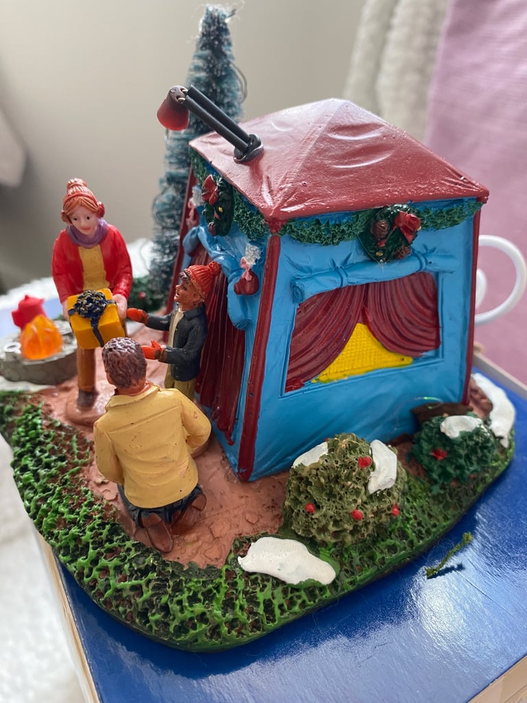 TWO LEMAX VILLAGE MODELS