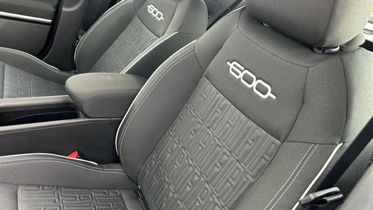2025 Fiat 600 1.2 MHEV SUV 5dr Petrol Hybrid e-DCT Euro 6 (s/s) (100 ps) Automatic Hatchback Hybr...
