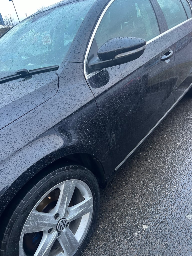 Volkswagen, PASSAT, Saloon, 2011, Manual, 1968 (cc), 4 doors